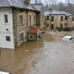 Tempêtes, crues, canicules : vers un « stress climatique » dans les bilans des entreprises ?